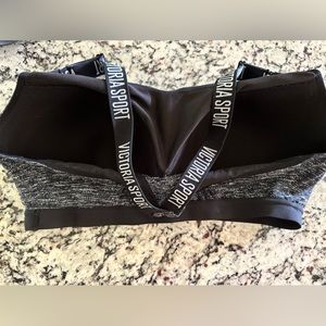 Victoria Secret Sports Bra